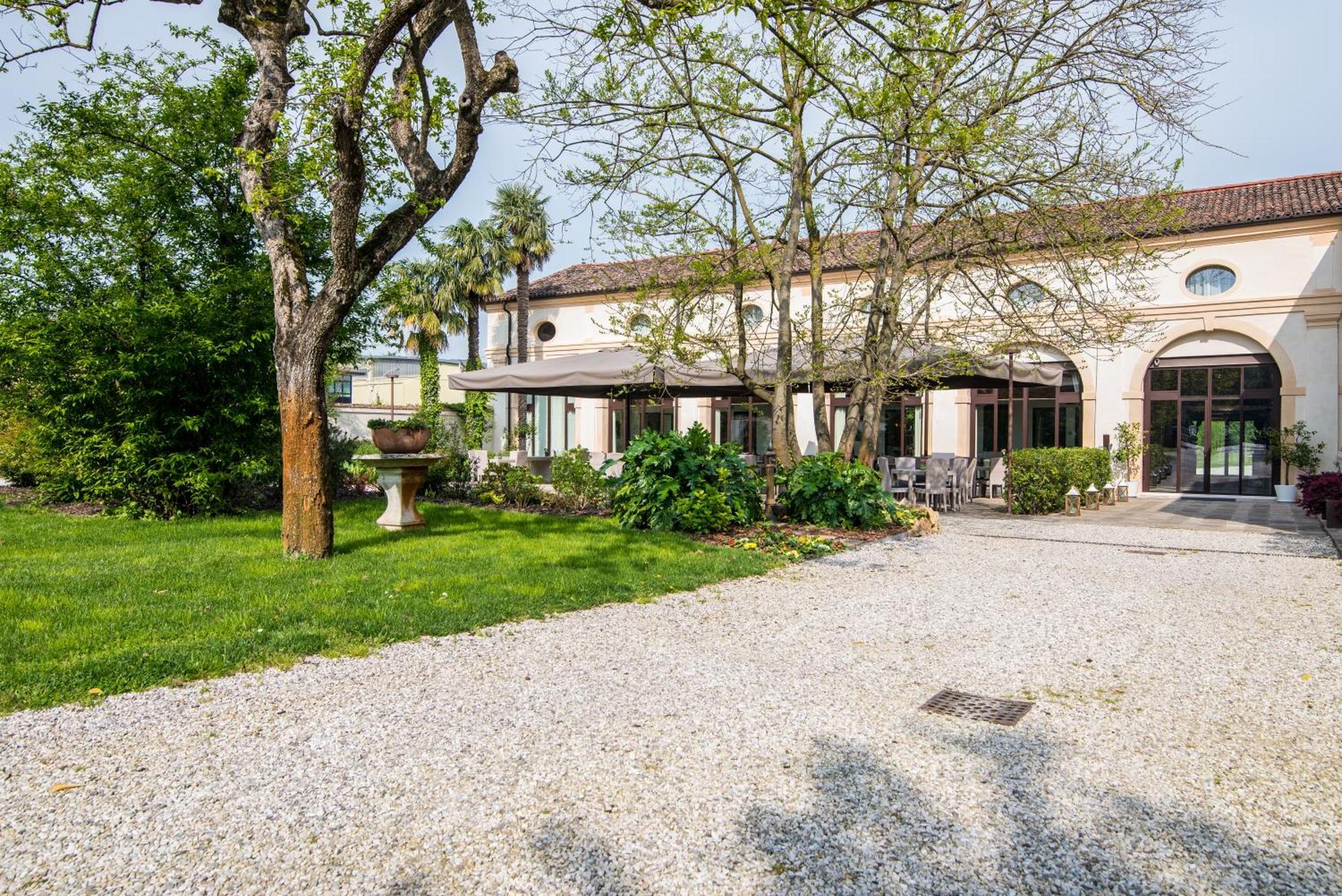 Fiesso dʼArtico Hotel Ristorante Magia Del Brenta מראה חיצוני תמונה